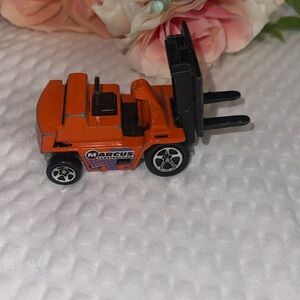 Hot Wheels Orange Forklift 1979 1:64 Scale Diecast Vehicle Mattel China